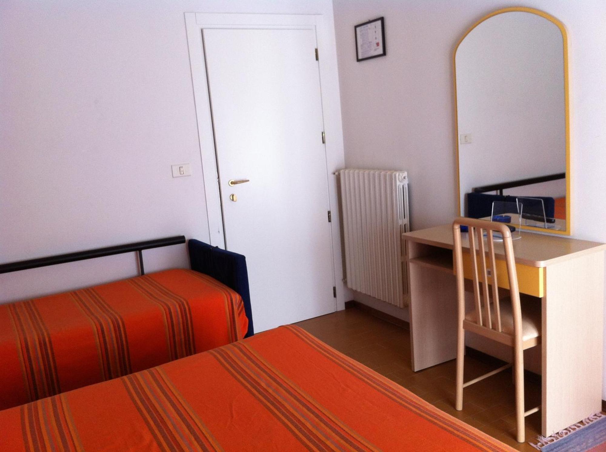 Hotel Viking Ρίμινι Εξωτερικό φωτογραφία