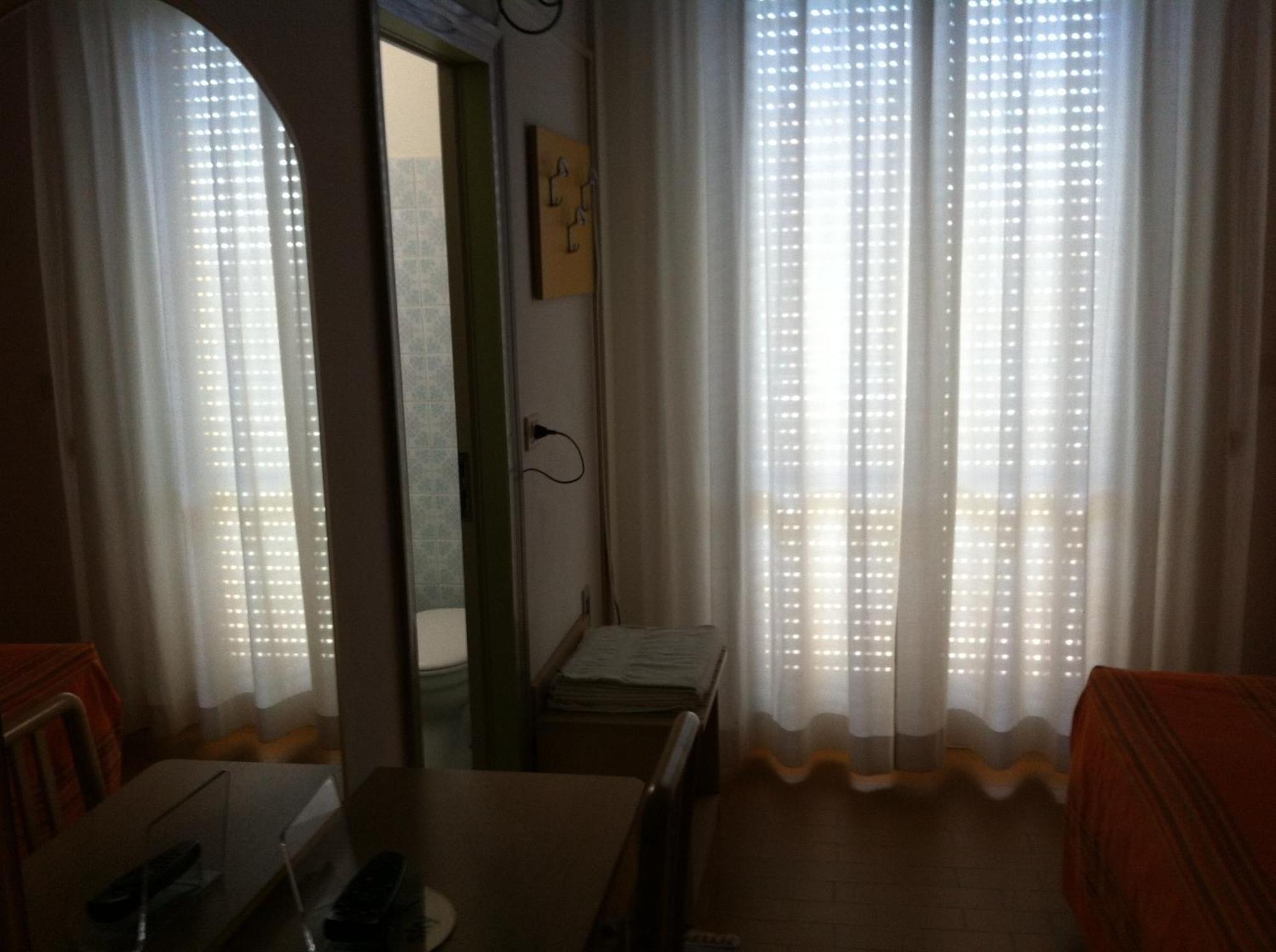 Hotel Viking Ρίμινι Εξωτερικό φωτογραφία