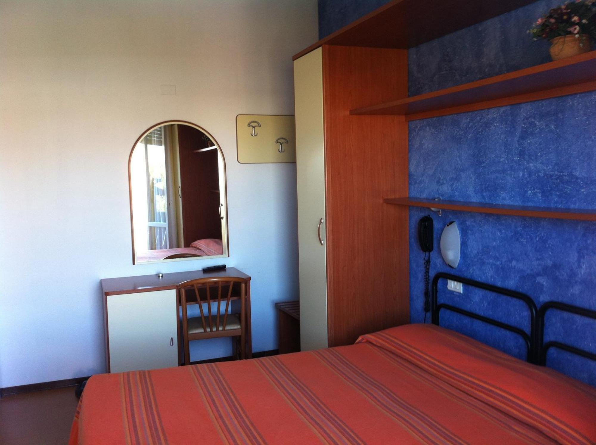 Hotel Viking Ρίμινι Εξωτερικό φωτογραφία