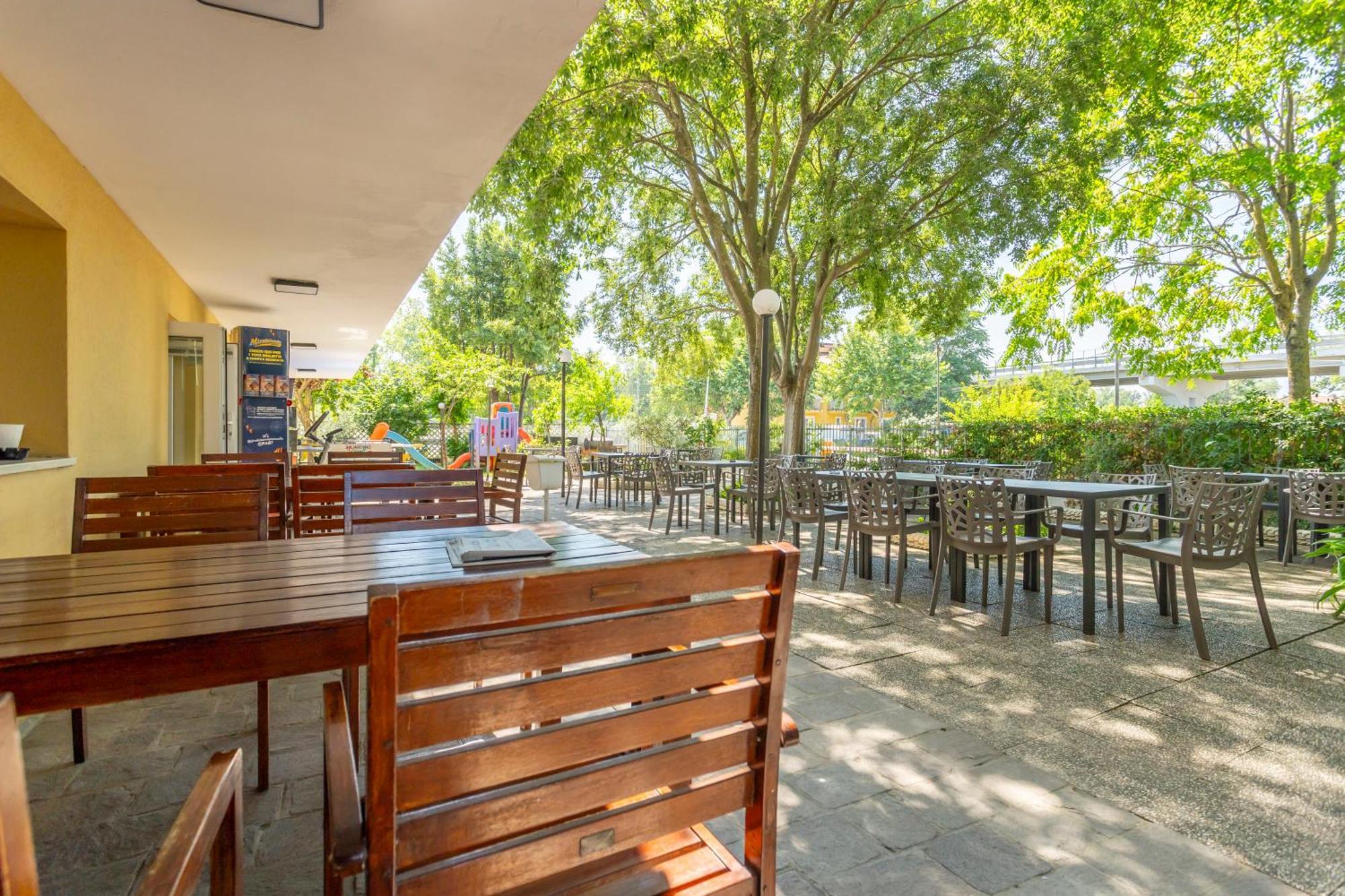 Hotel Viking Ρίμινι Εξωτερικό φωτογραφία