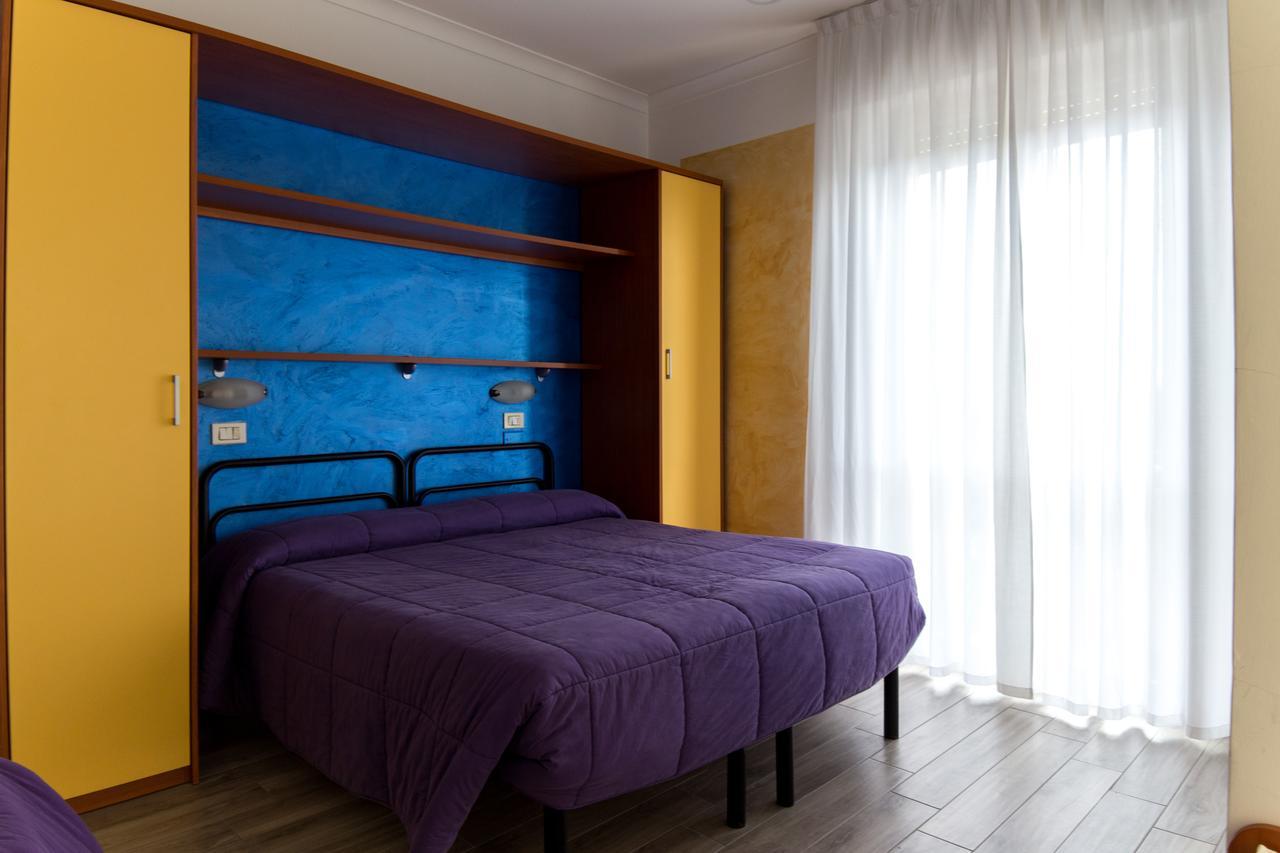 Hotel Viking Ρίμινι Εξωτερικό φωτογραφία