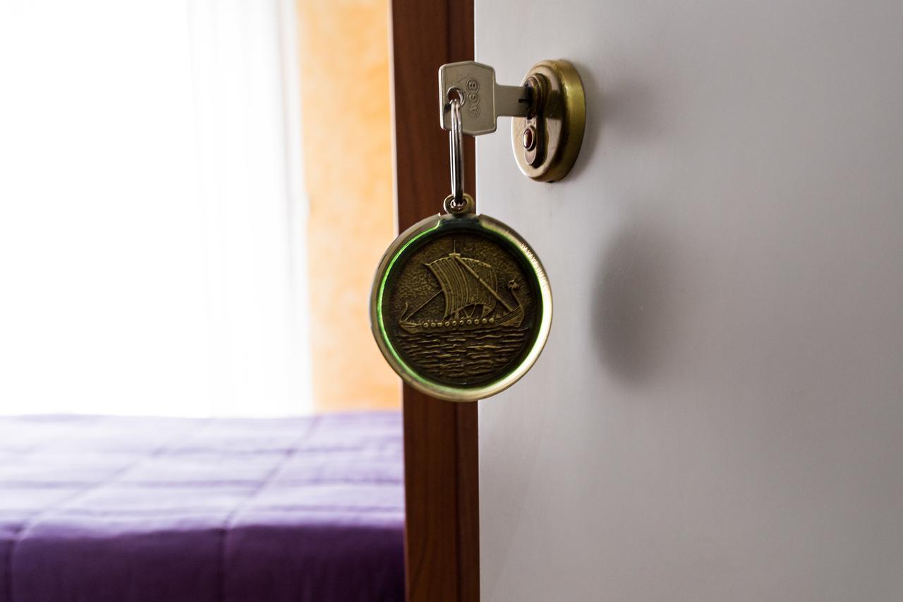 Hotel Viking Ρίμινι Εξωτερικό φωτογραφία